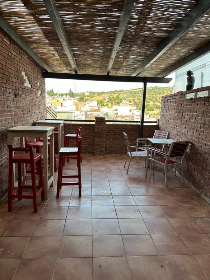 Hostal Moon Tolox Bagian luar foto